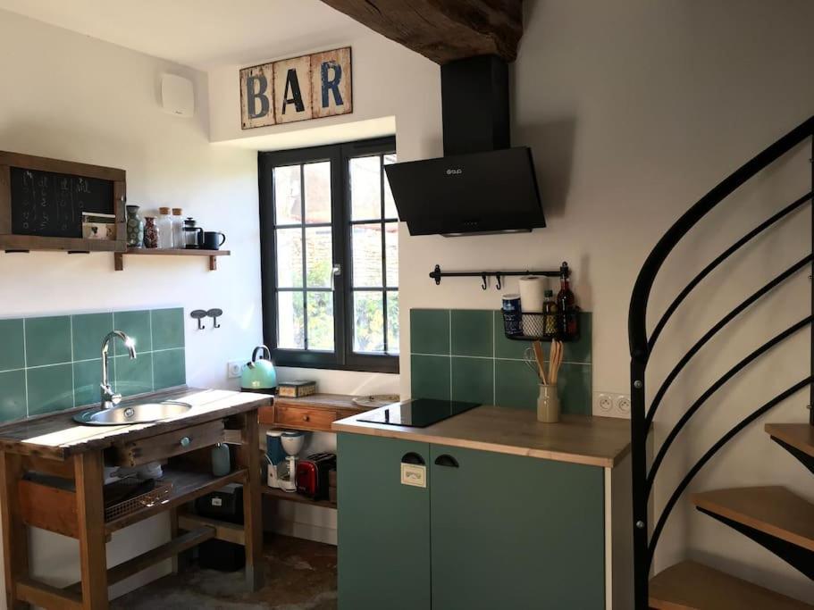 Holiday home Maison Avec Cour L'atelier